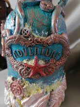 Charger l'image dans la galerie, "Octopus" Bouteille mixed media artisanal ( pièce unique )