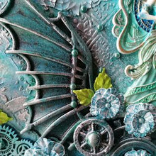 Charger l'image dans la galerie, đŠ Cadre "LâEnvolĂ©e" â Ćuvre Mixed Media Steampunk Féérique (PiĂšce Unique)