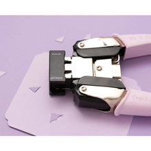 Charger l&#39;image dans la galerie, We R Makers • Crop-a-dile corner chomper scallop &amp; cloud (661303)
