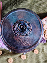 Charger l&#39;image dans la galerie, Le Reliquaire à Sucre – Pot mystique en verre recyclé (pièce unique)
