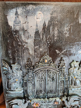 Charger l'image dans la galerie, "Ville gardée" – Tableau fantastique mixed media
